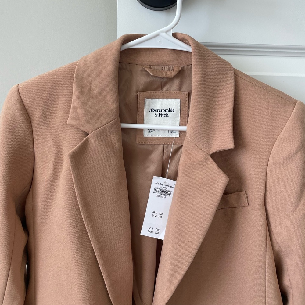 Abercrombie & Fitch Tan Blazer